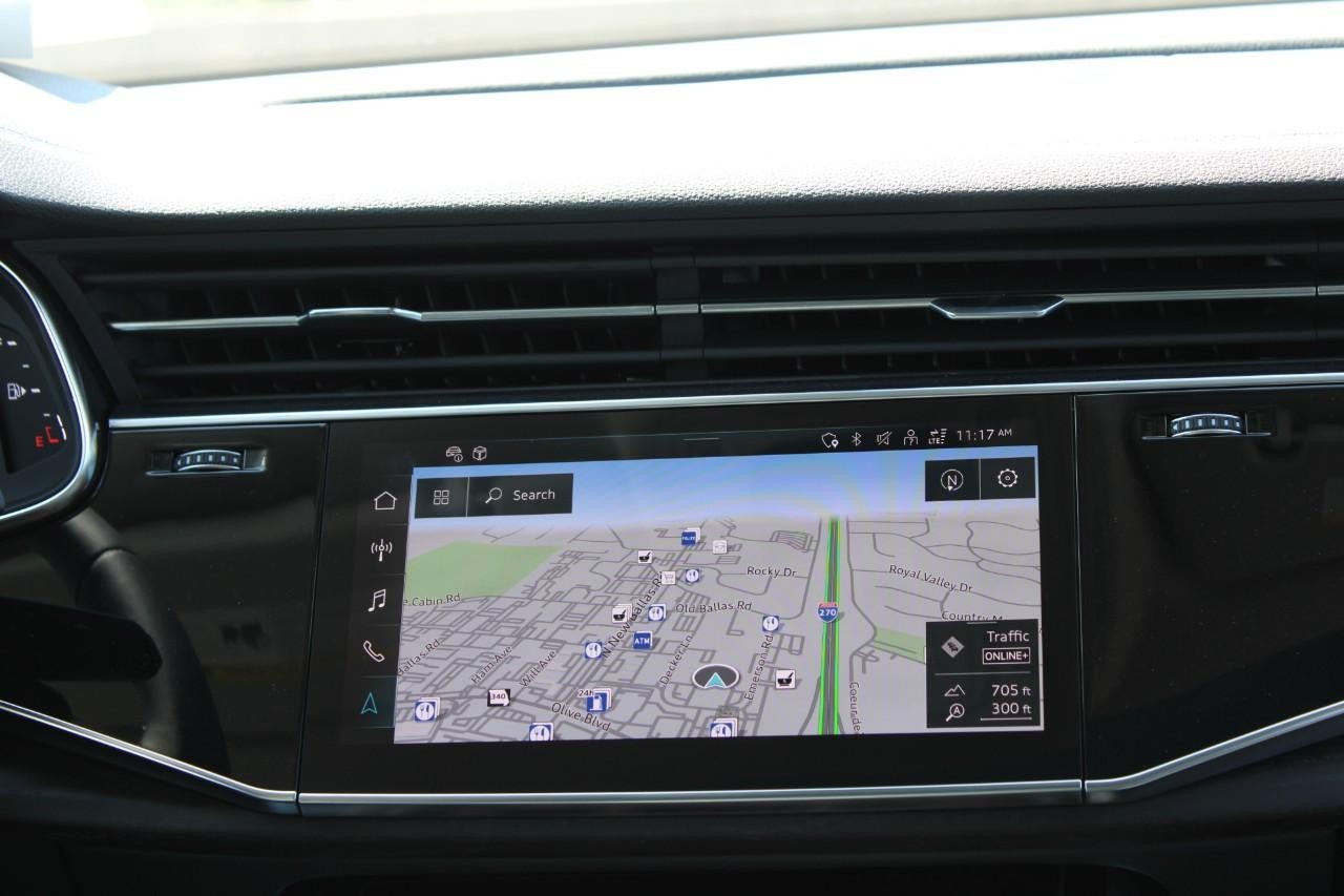 Audi Q8 Vehicle Full-screen Gallery Image 16