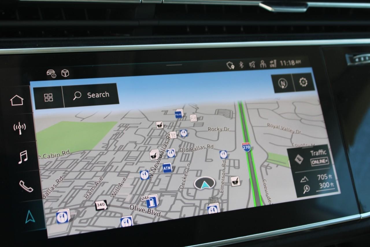 Audi Q8 Vehicle Full-screen Gallery Image 23