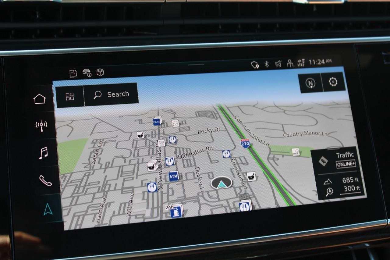 Audi Q7 Vehicle Full-screen Gallery Image 23