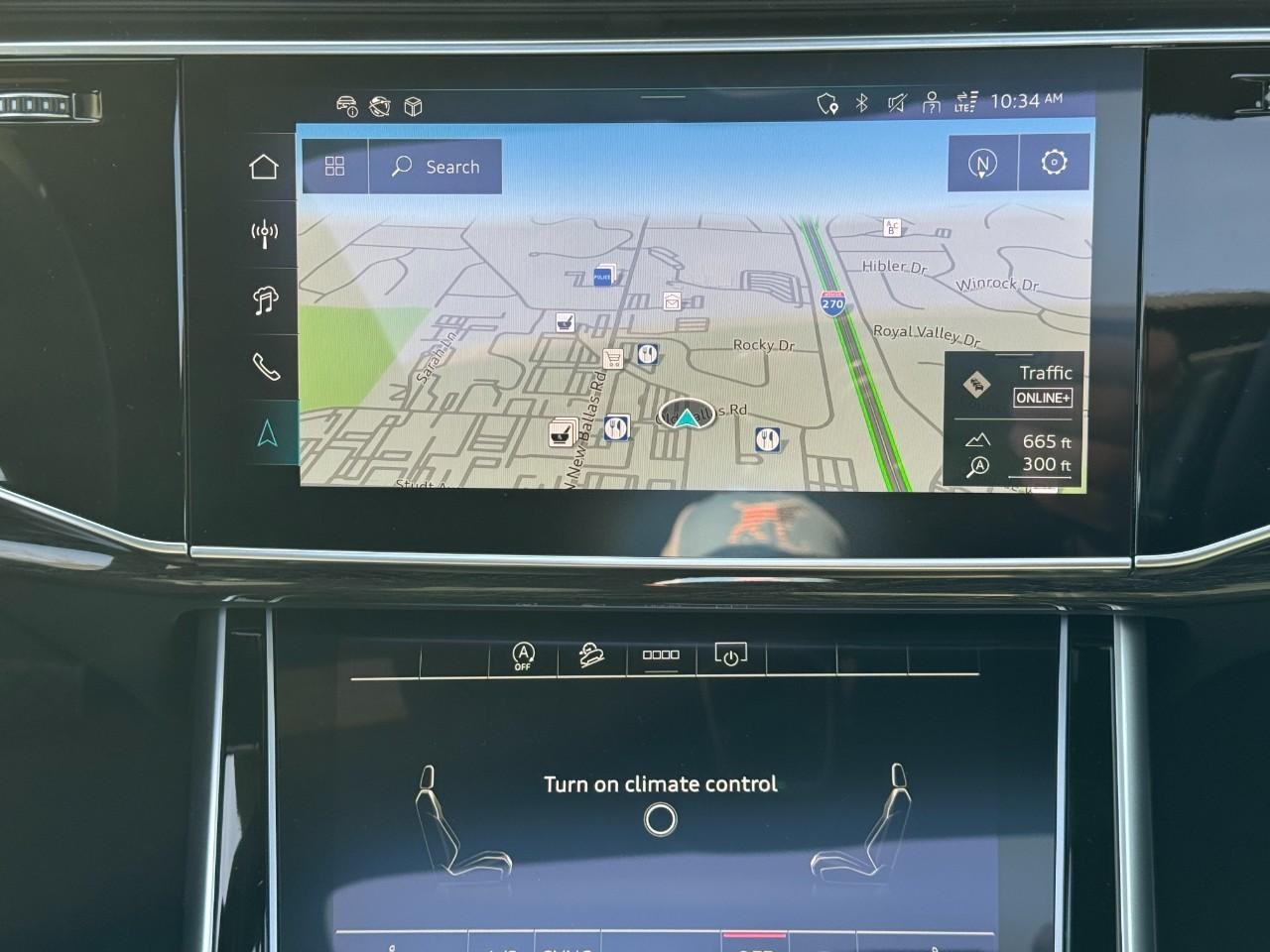 Audi Q8 Vehicle Full-screen Gallery Image 16