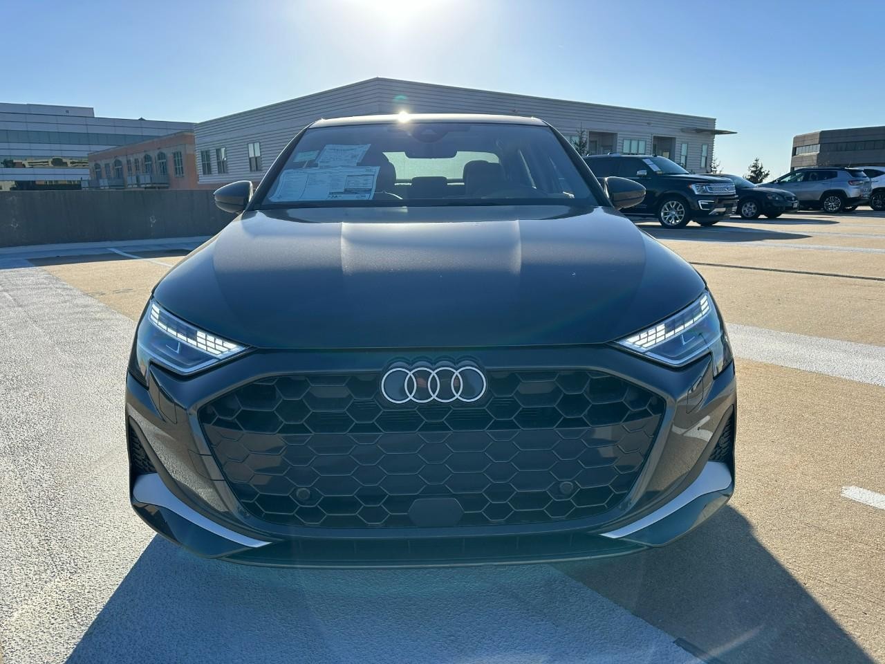 Audi A3 Vehicle Full-screen Gallery Image 8