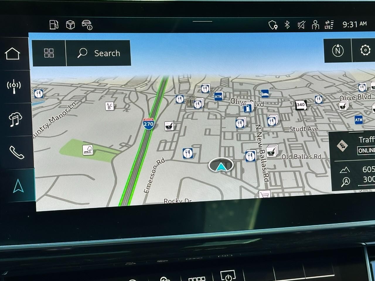 Audi Q8 Vehicle Full-screen Gallery Image 27