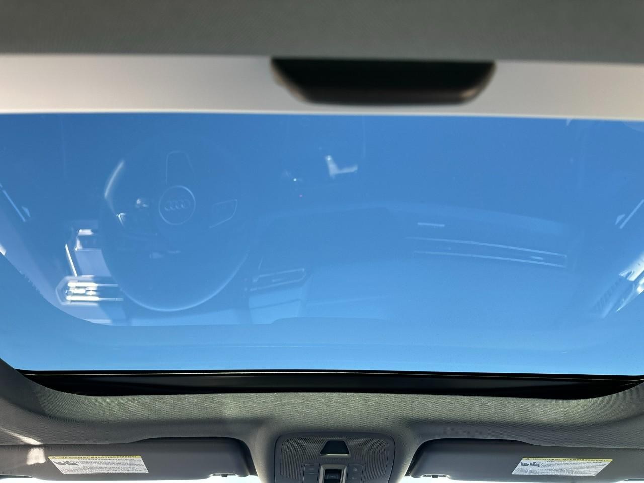 Audi A3 Vehicle Full-screen Gallery Image 11