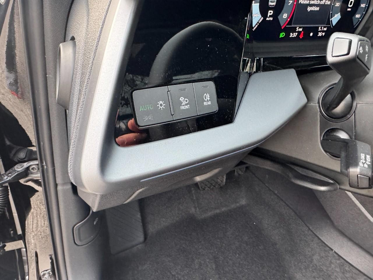 Audi A3 Vehicle Full-screen Gallery Image 20