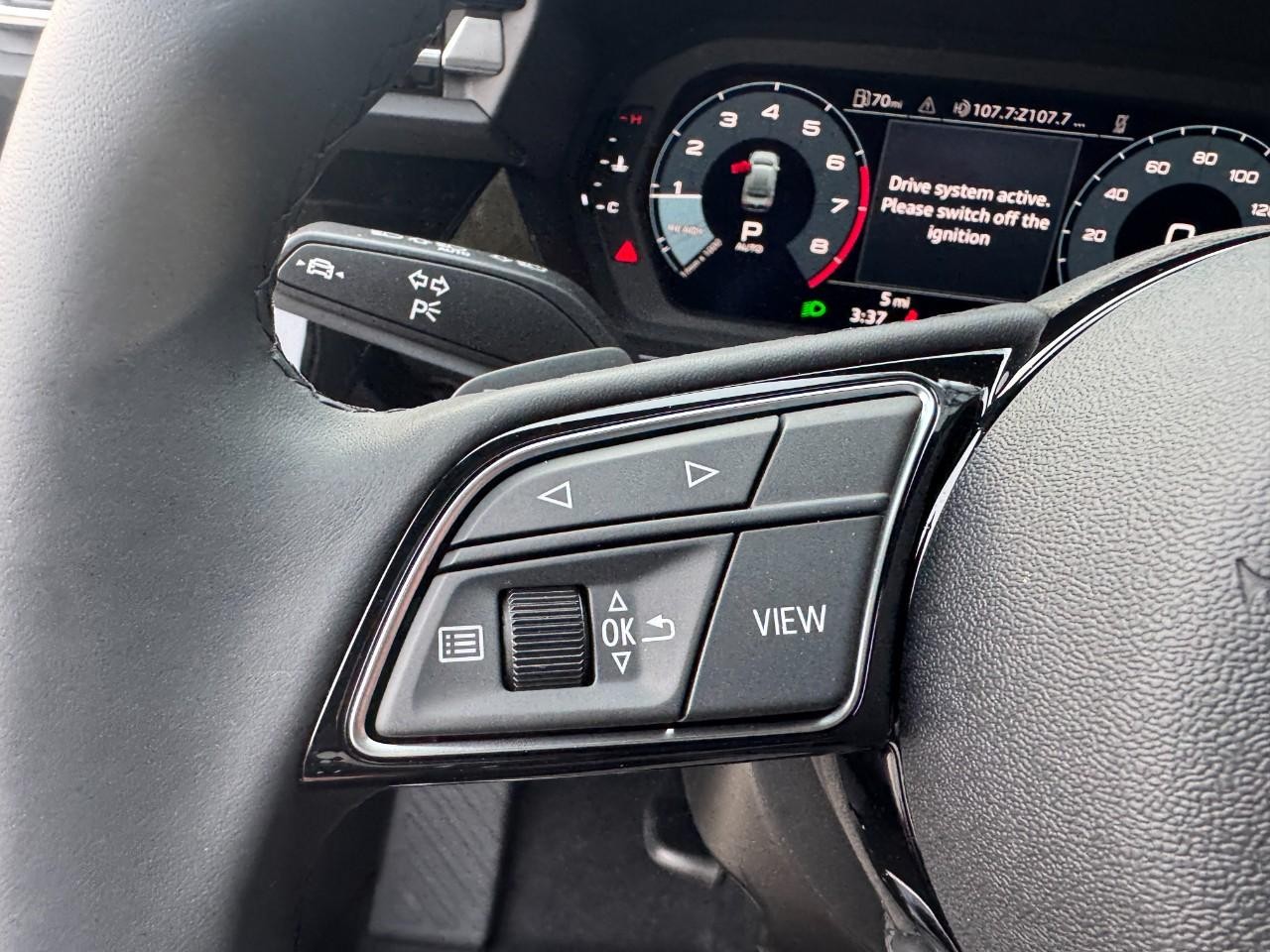 Audi A3 Vehicle Full-screen Gallery Image 21