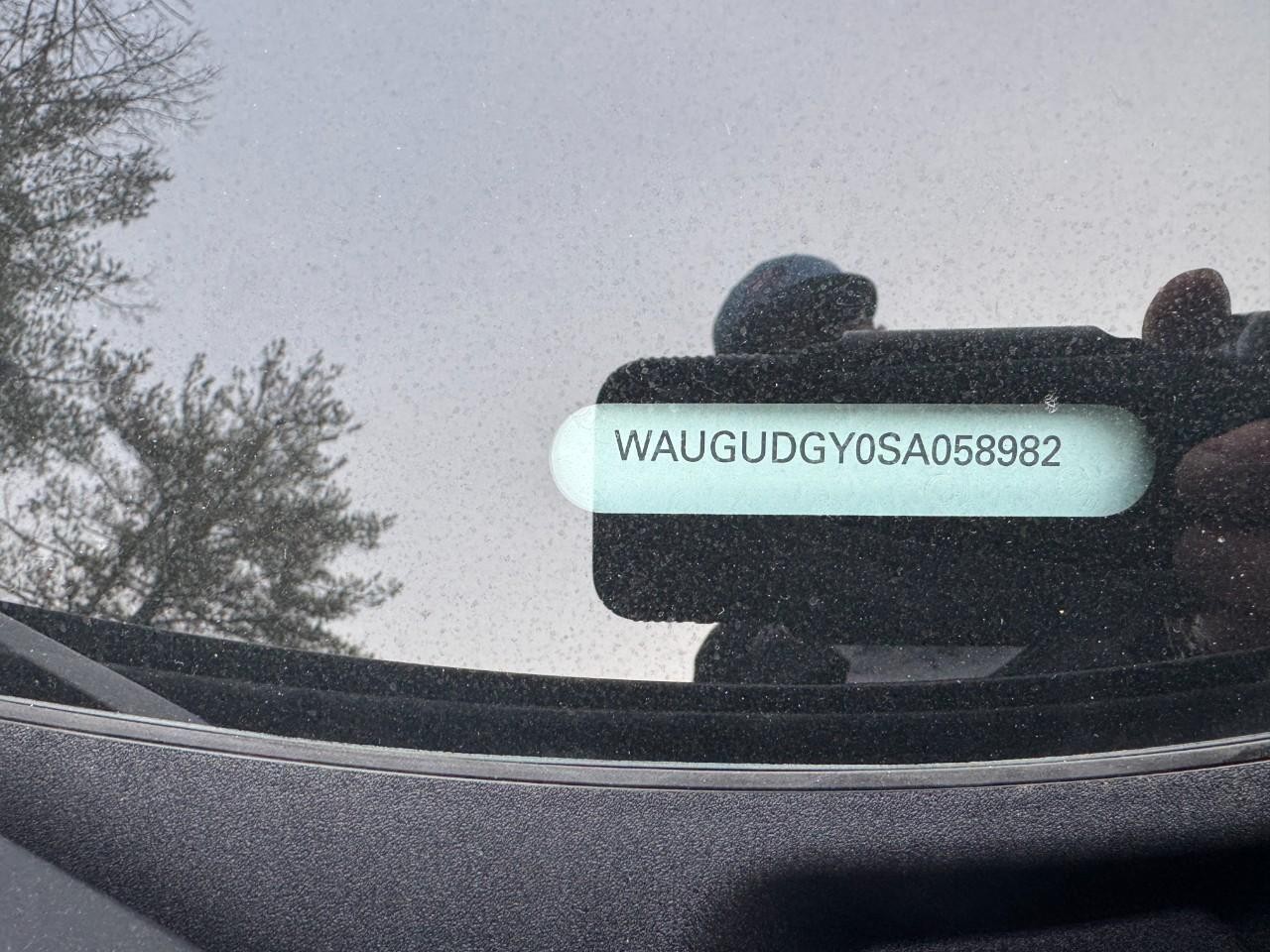 Audi A3 Vehicle Full-screen Gallery Image 34