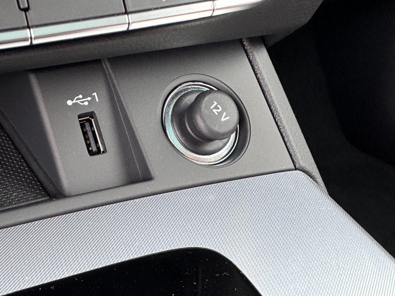 Audi Q5 Vehicle Full-screen Gallery Image 26