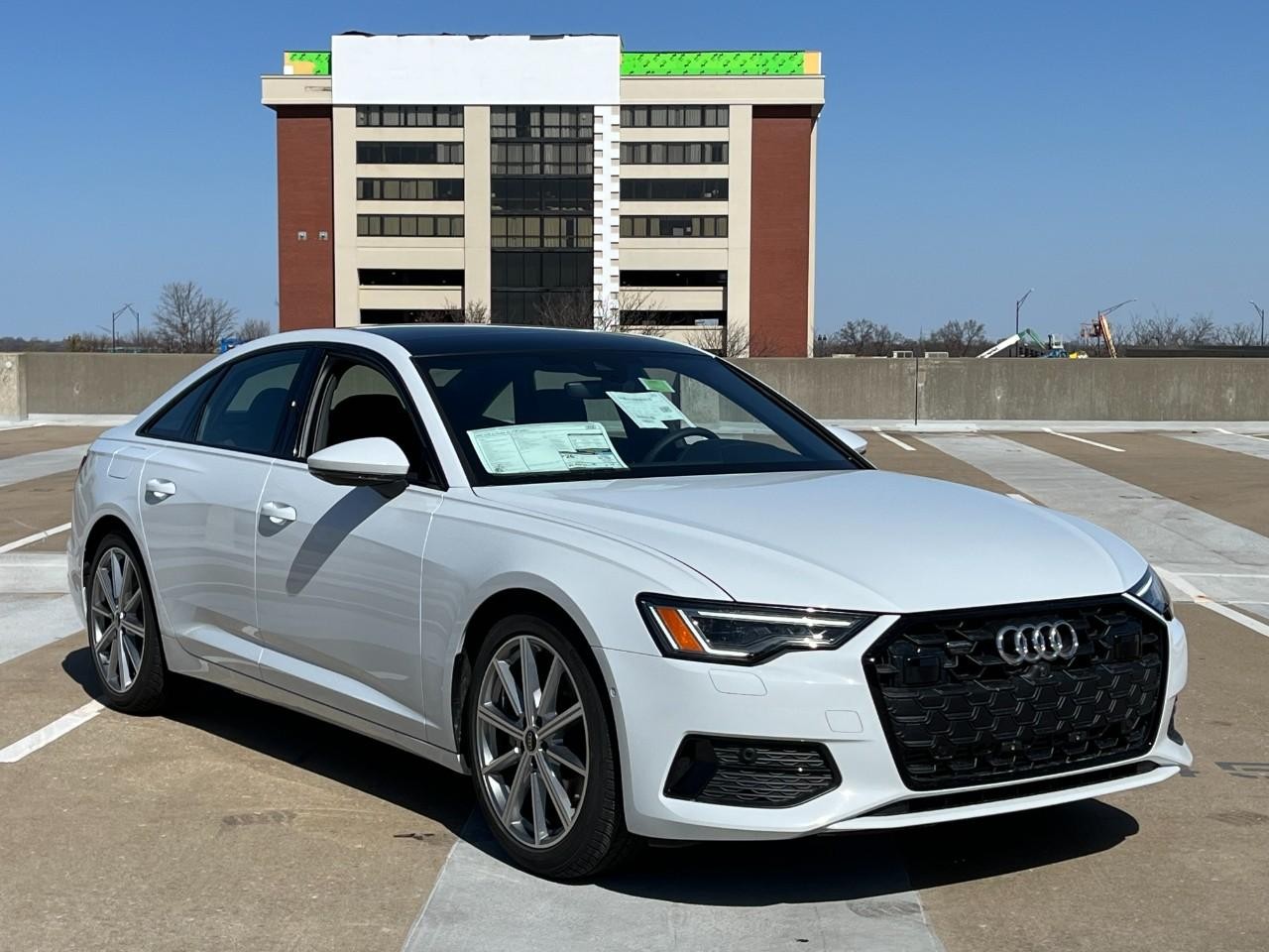 Audi A6 Sedan Vehicle Full-screen Gallery Image 6