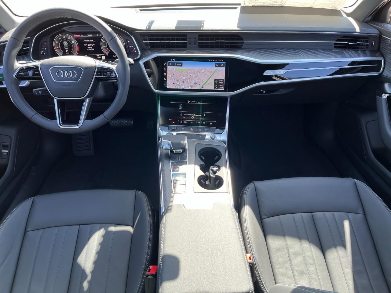 Audi A6 Sedan Vehicle Full-screen Gallery Image 14