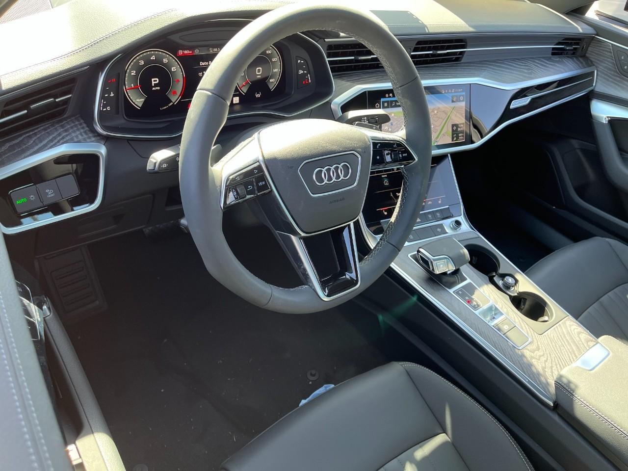 Audi A6 Sedan Vehicle Full-screen Gallery Image 20