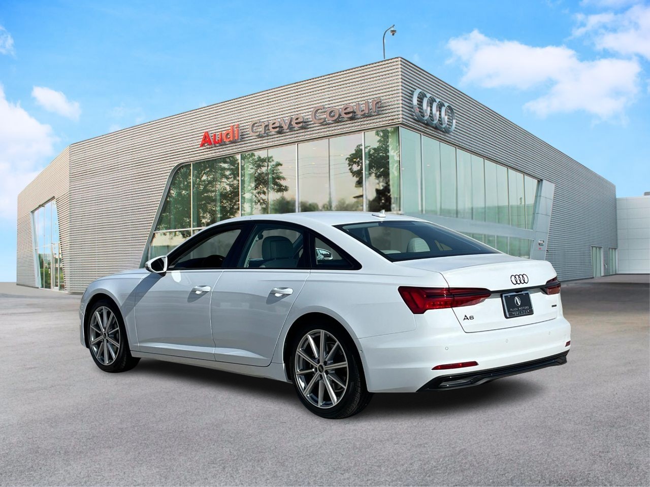 Audi A6 Sedan Vehicle Full-screen Gallery Image 3
