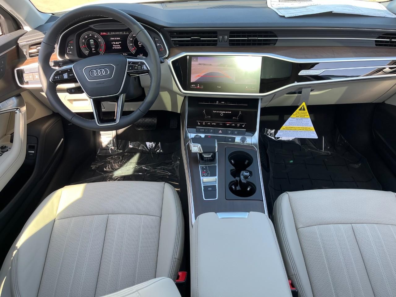 Audi A6 Sedan Vehicle Full-screen Gallery Image 14