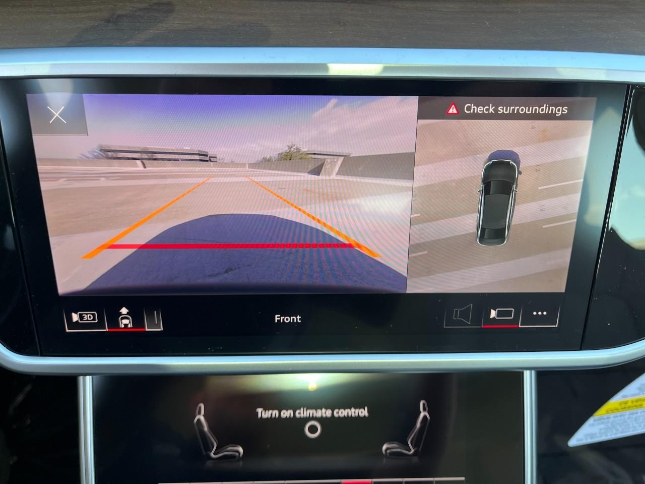 Audi A6 Sedan Vehicle Full-screen Gallery Image 25