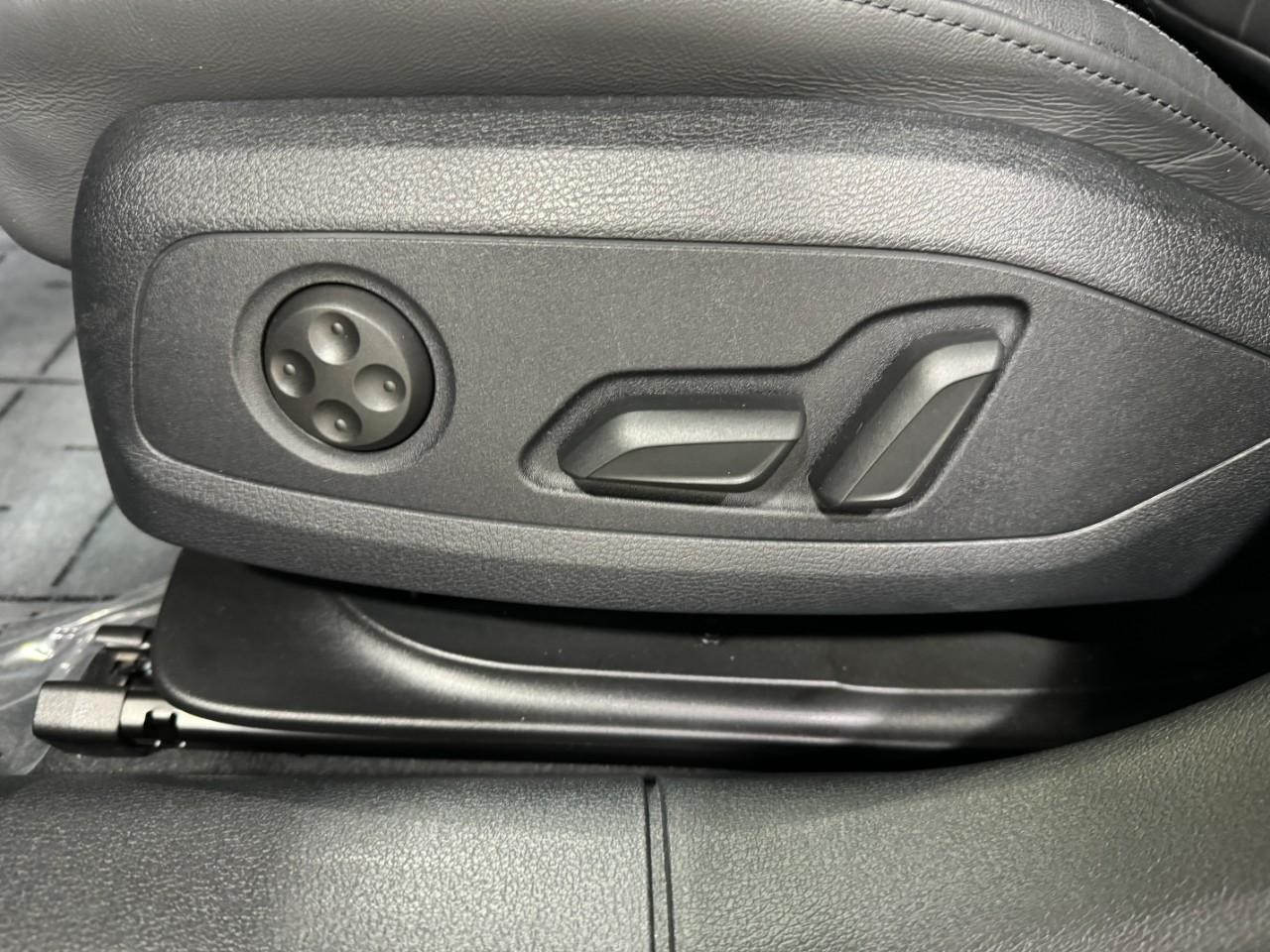 Audi A5 Sportback Vehicle Full-screen Gallery Image 29