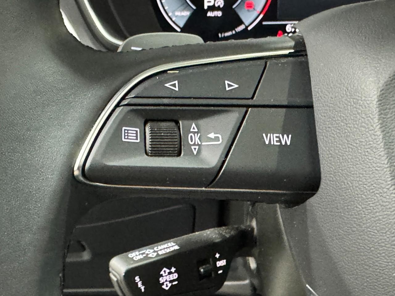 Audi A5 Sportback Vehicle Full-screen Gallery Image 32