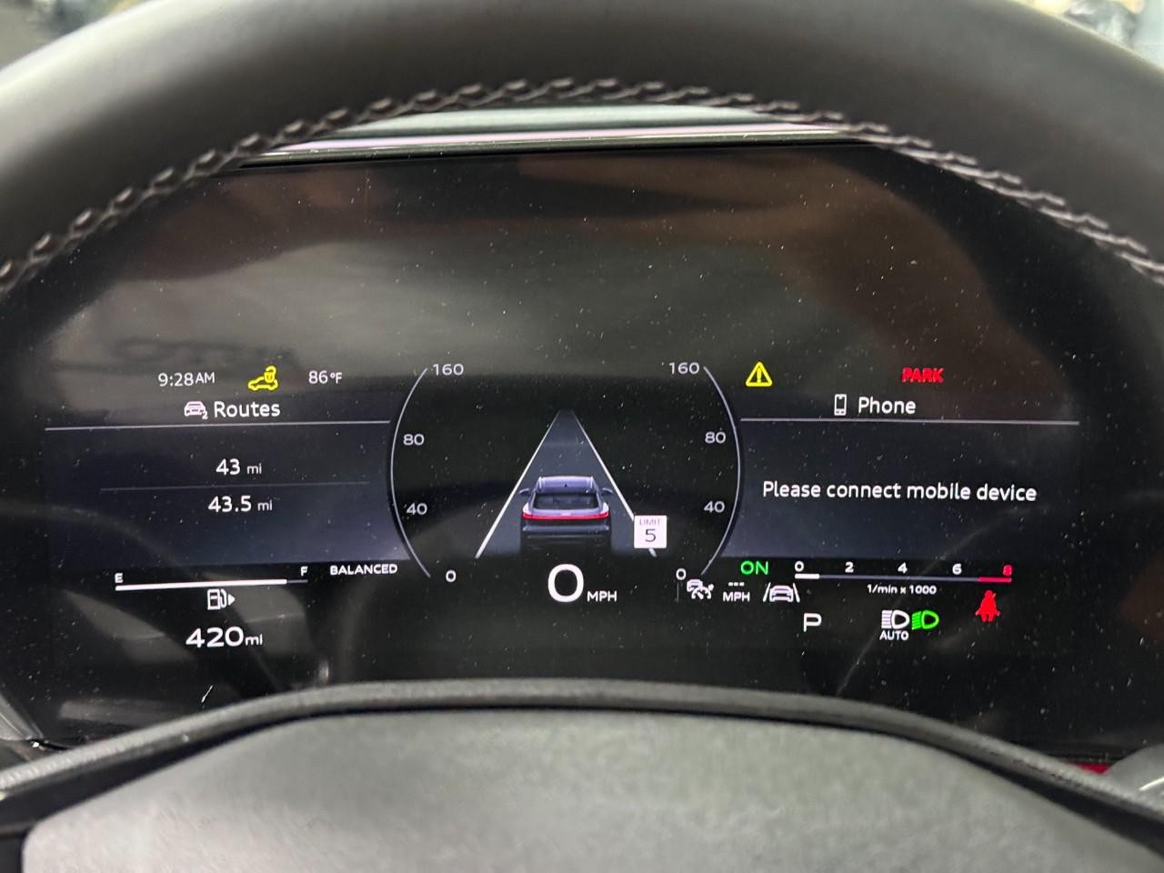 Audi Q5 Vehicle Full-screen Gallery Image 34