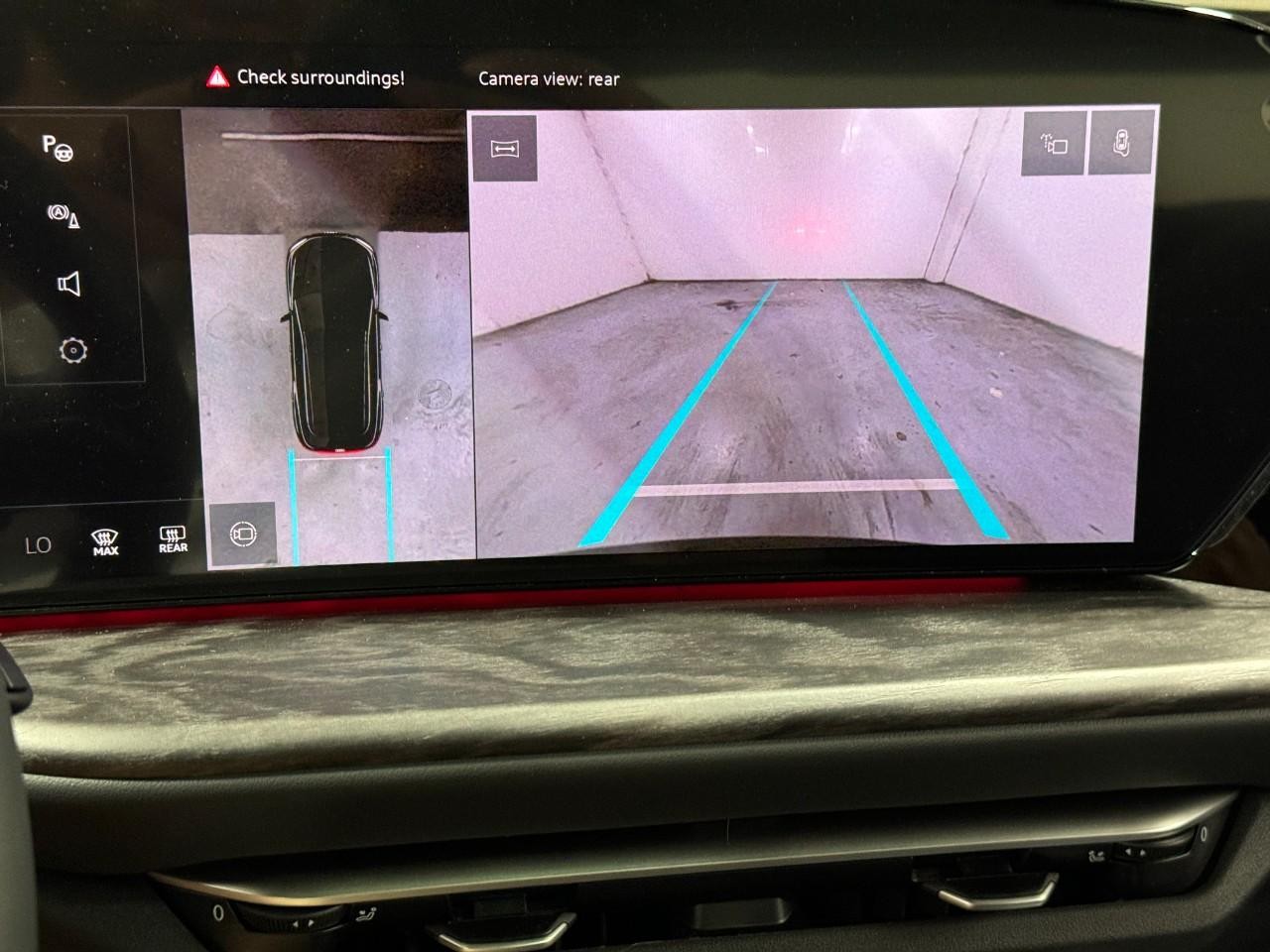 Audi Q5 Vehicle Full-screen Gallery Image 35