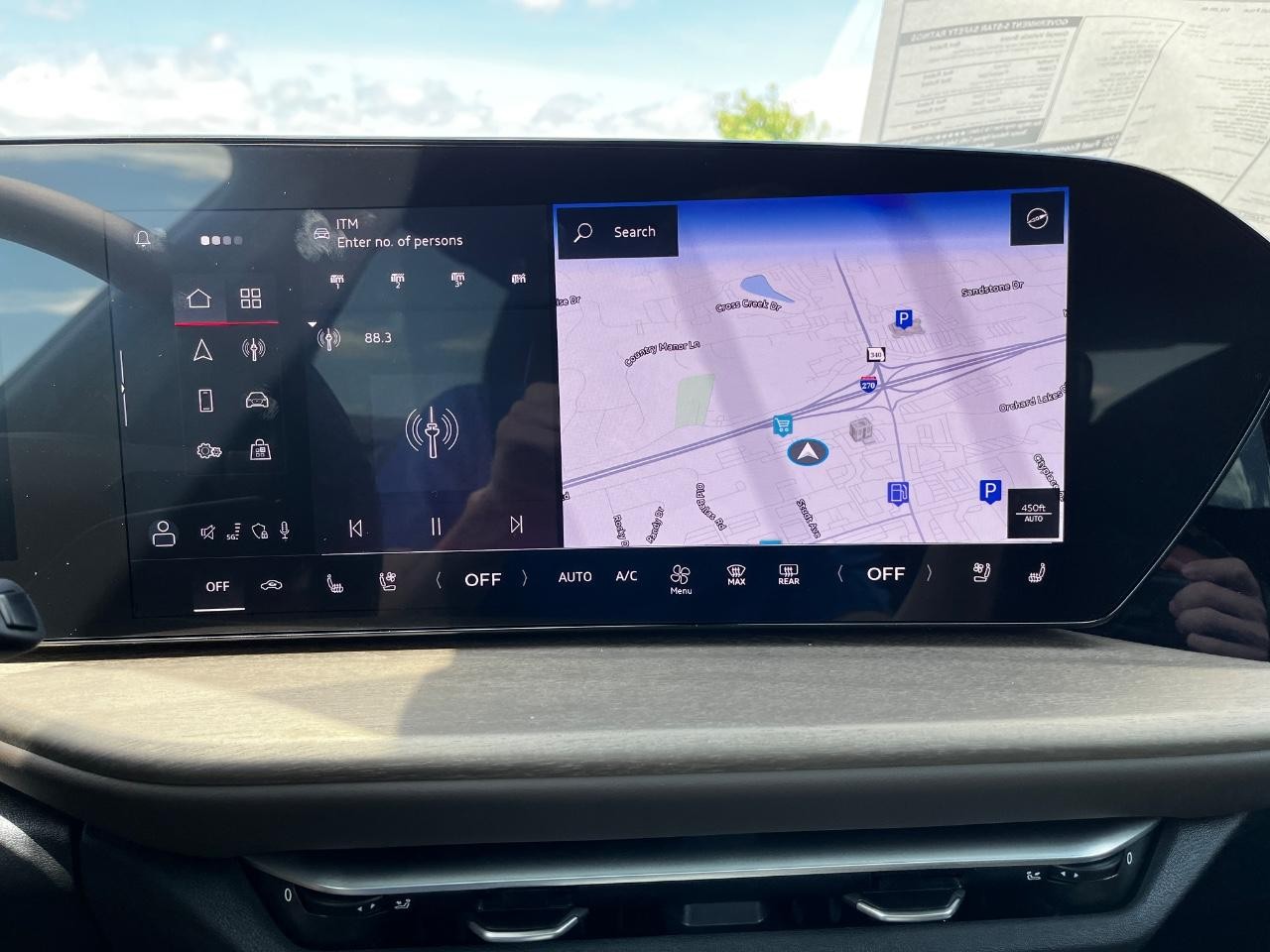 Audi Q5 Vehicle Full-screen Gallery Image 26