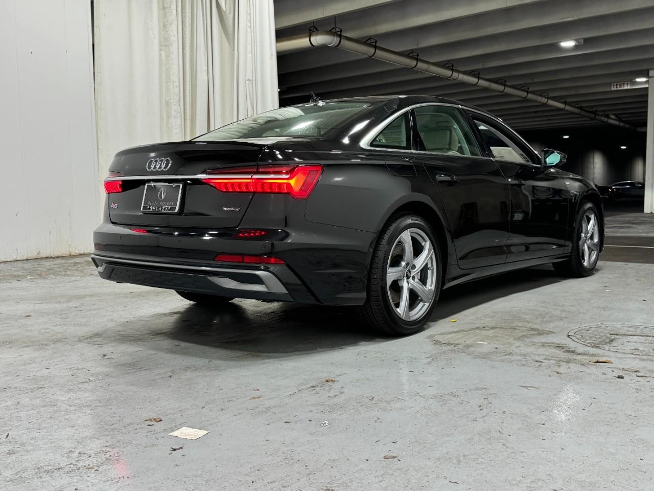 Audi A6 Sedan Vehicle Full-screen Gallery Image 4
