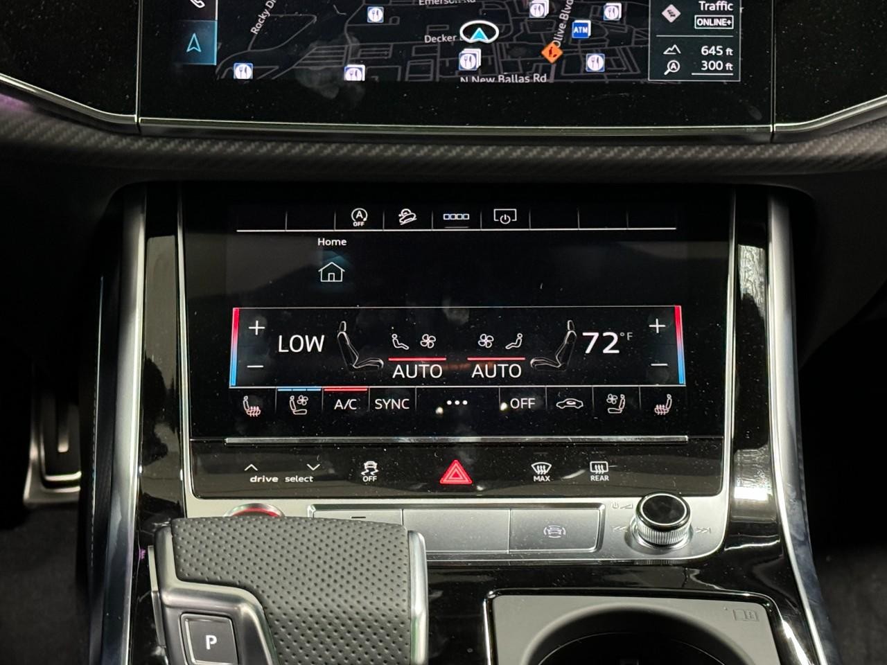 Audi SQ8 Vehicle Full-screen Gallery Image 16