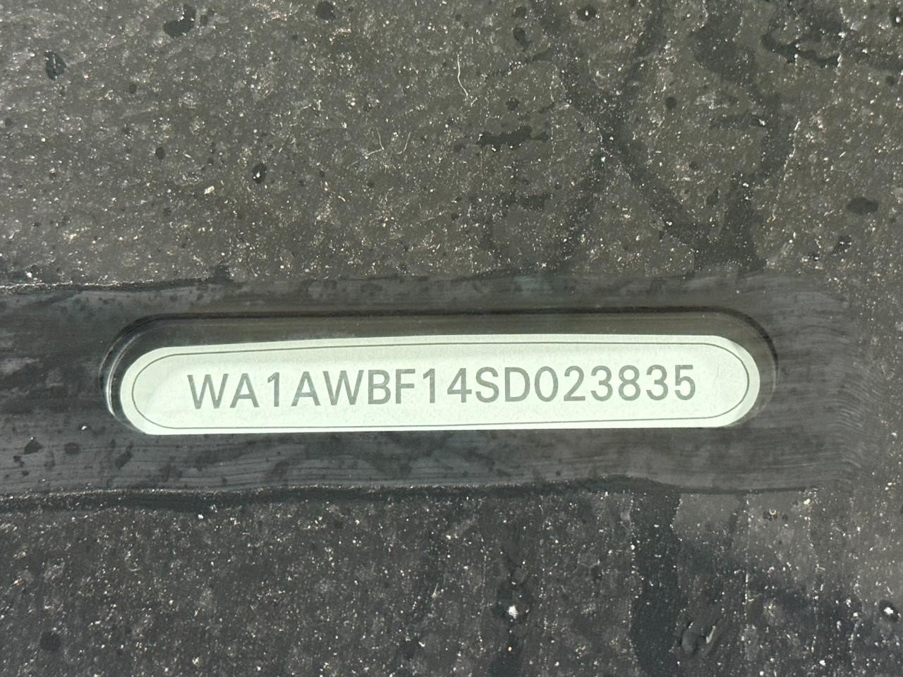 Audi SQ8 Vehicle Full-screen Gallery Image 37