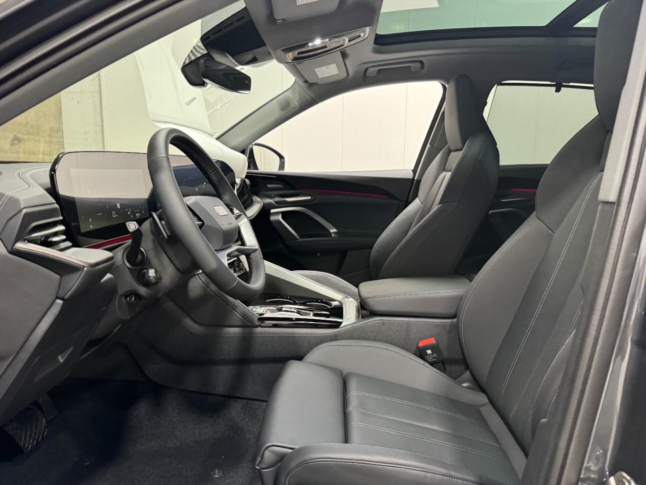 Audi Q5 Vehicle Full-screen Gallery Image 28