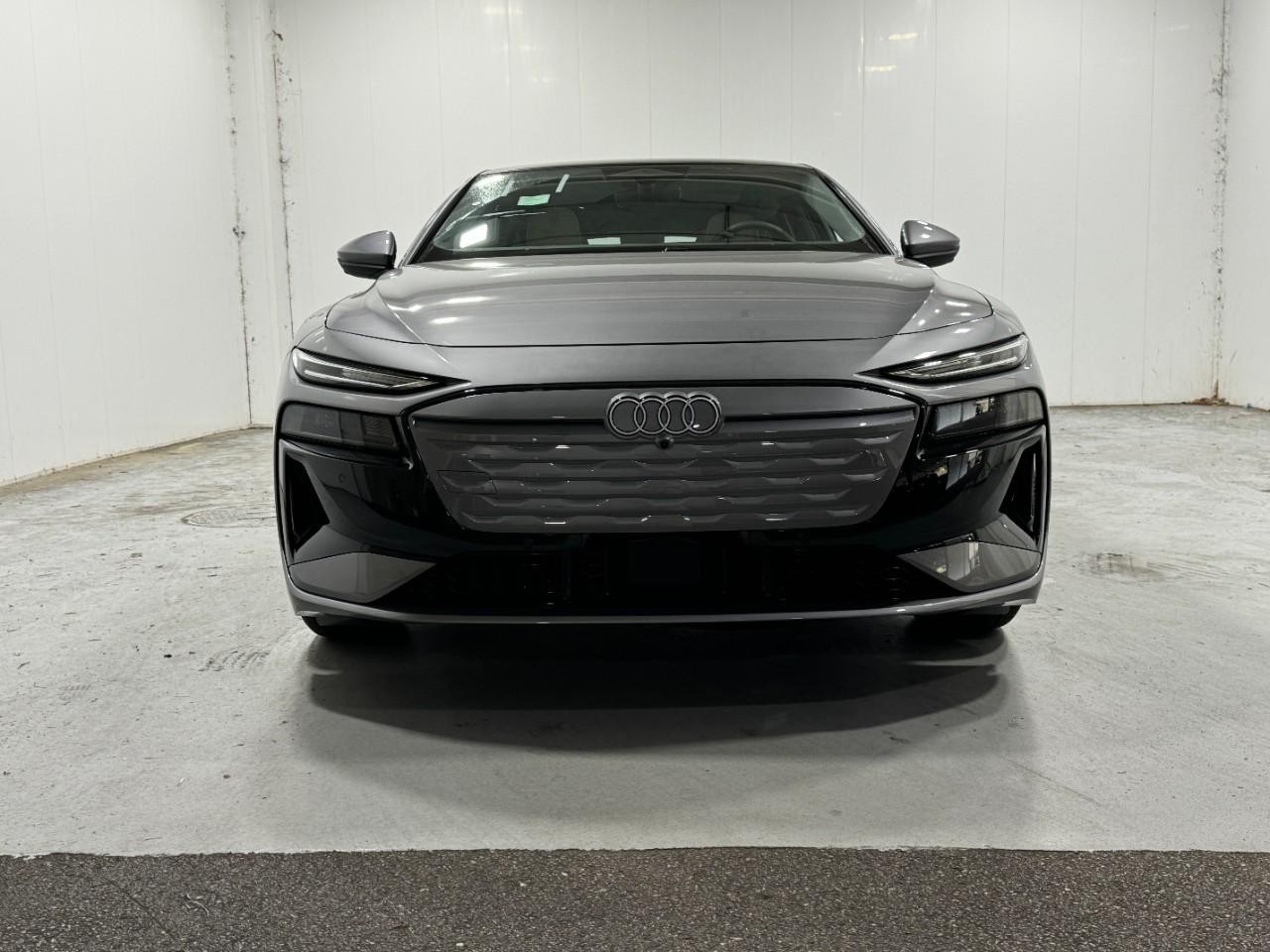 Audi A6 e-tron Vehicle Full-screen Gallery Image 7