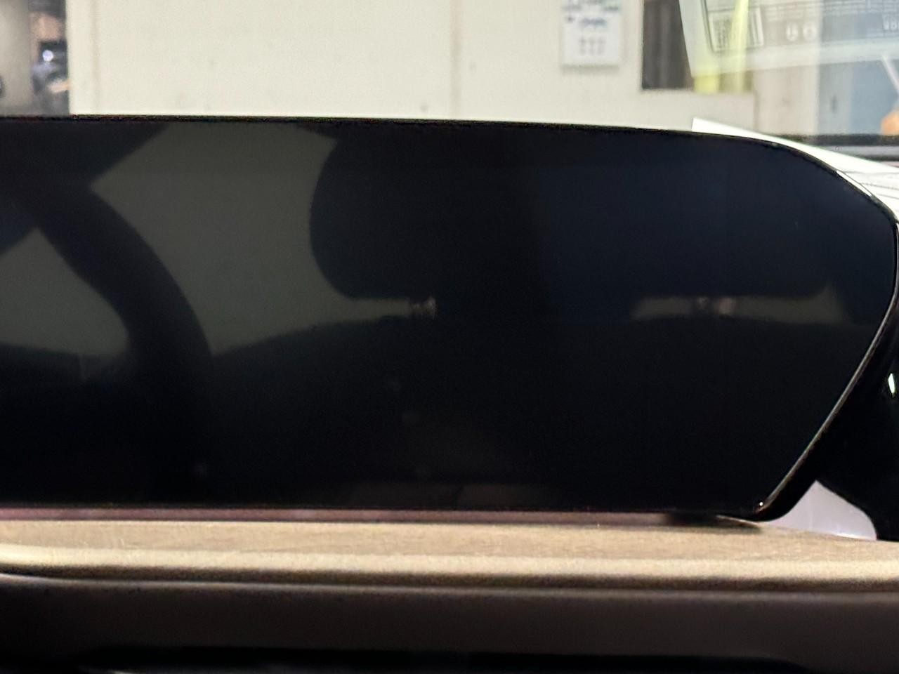 Audi Q5 Vehicle Full-screen Gallery Image 15