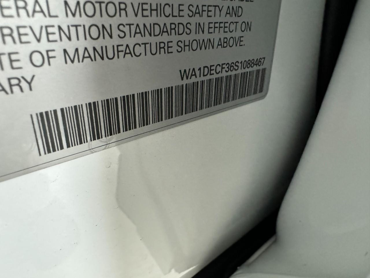 Audi Q3 Vehicle Full-screen Gallery Image 35