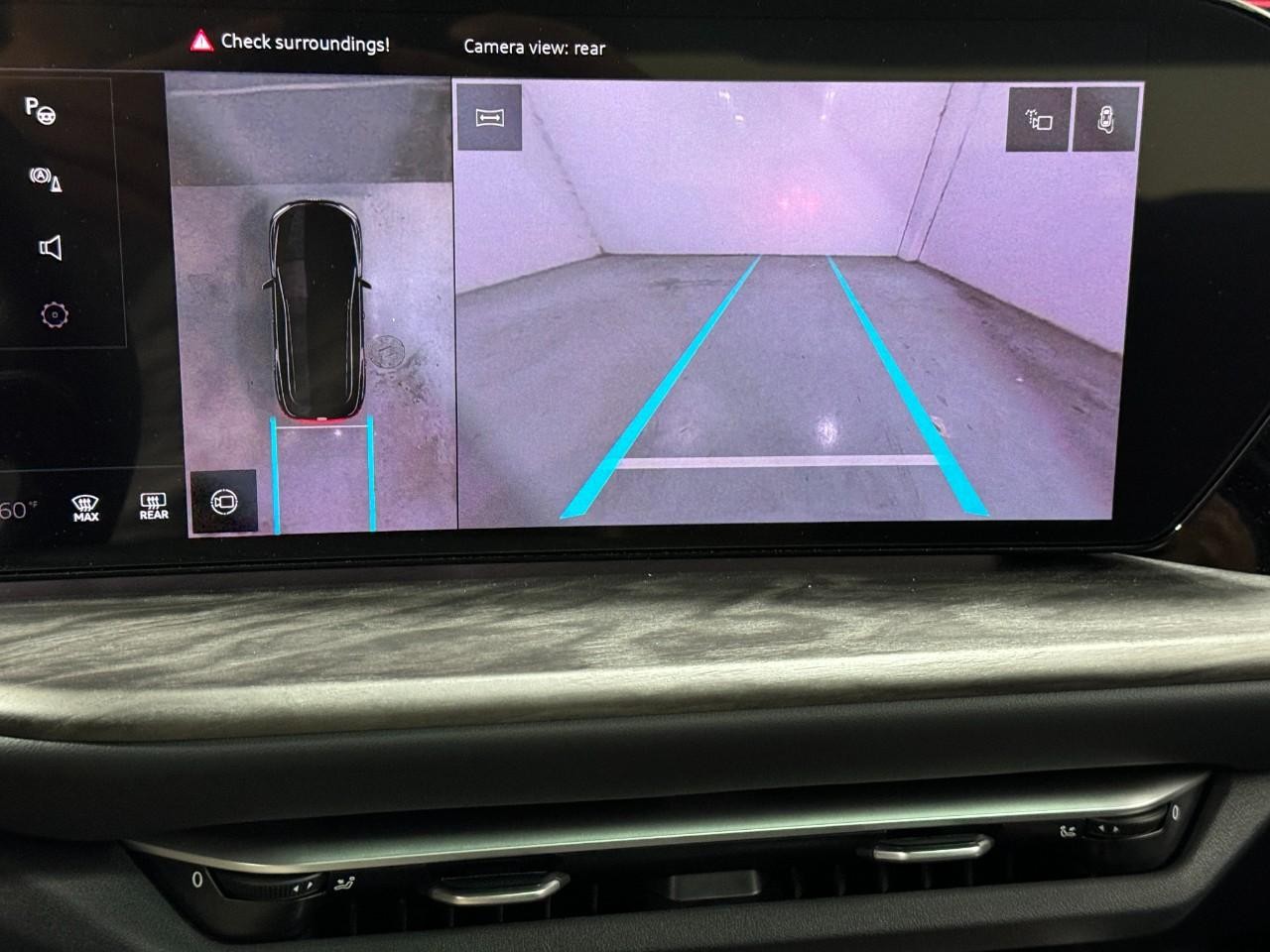 Audi Q5 Vehicle Full-screen Gallery Image 34