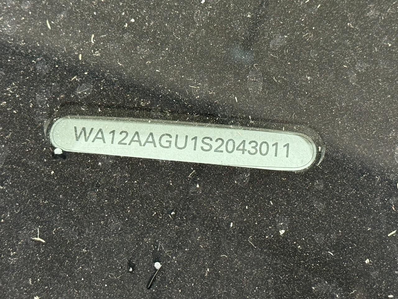 Audi Q5 Vehicle Full-screen Gallery Image 36