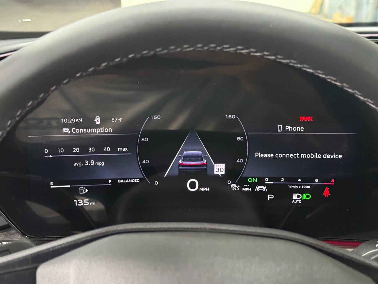 Audi Q5 Vehicle Full-screen Gallery Image 33