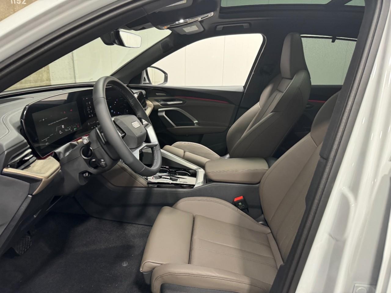 Audi Q5 Vehicle Full-screen Gallery Image 27