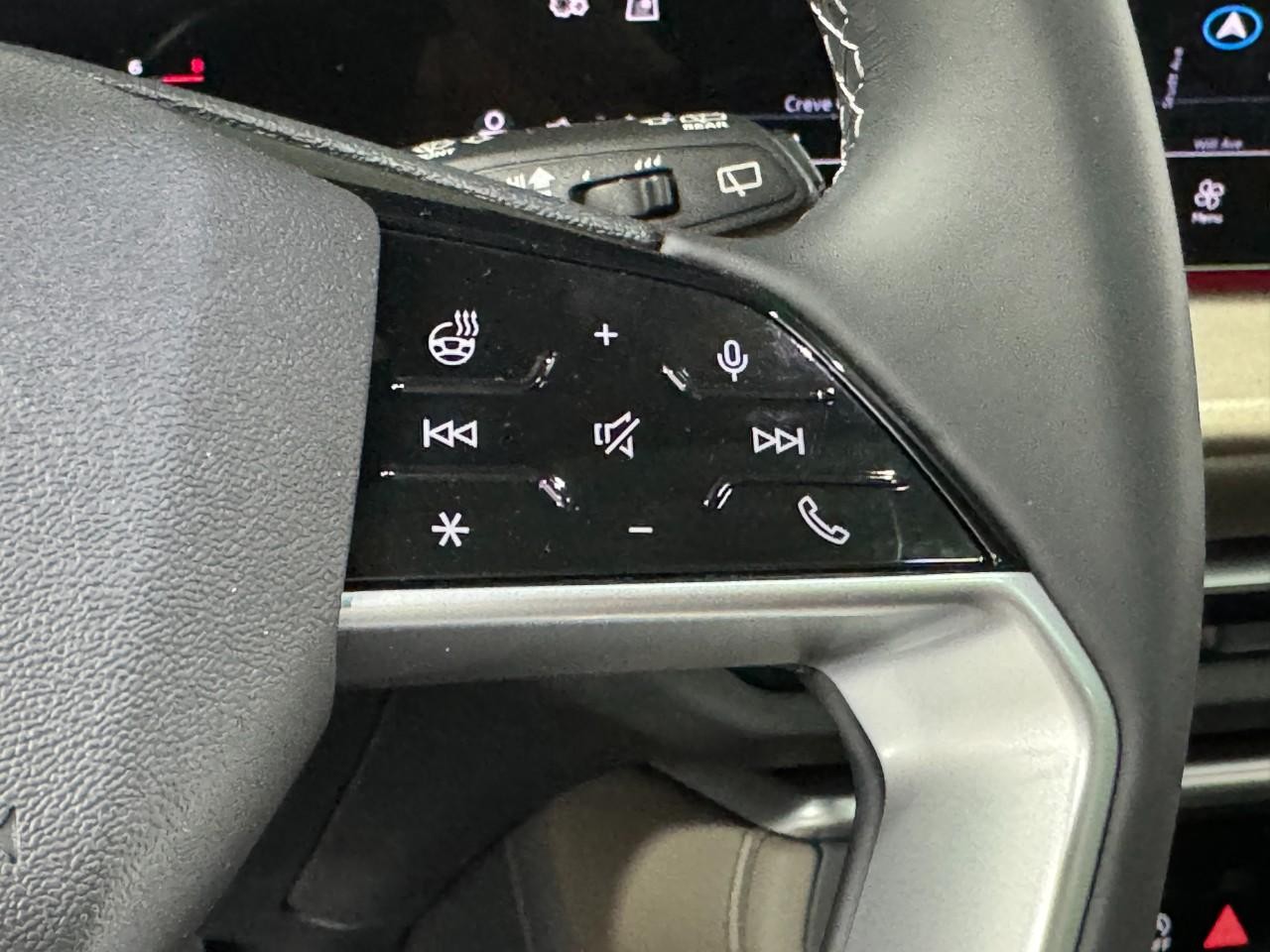 Audi Q5 Vehicle Full-screen Gallery Image 32