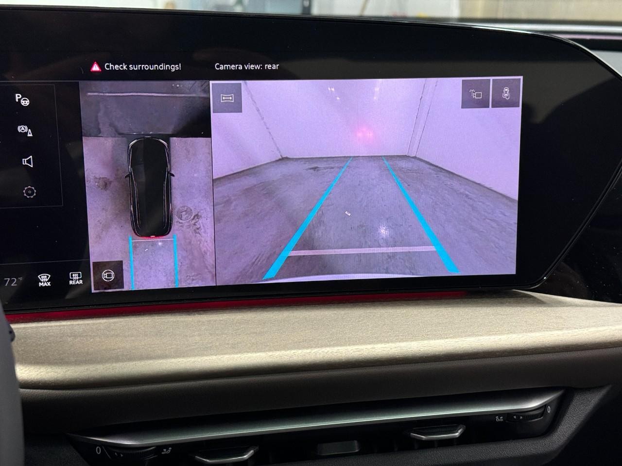 Audi Q5 Vehicle Full-screen Gallery Image 34