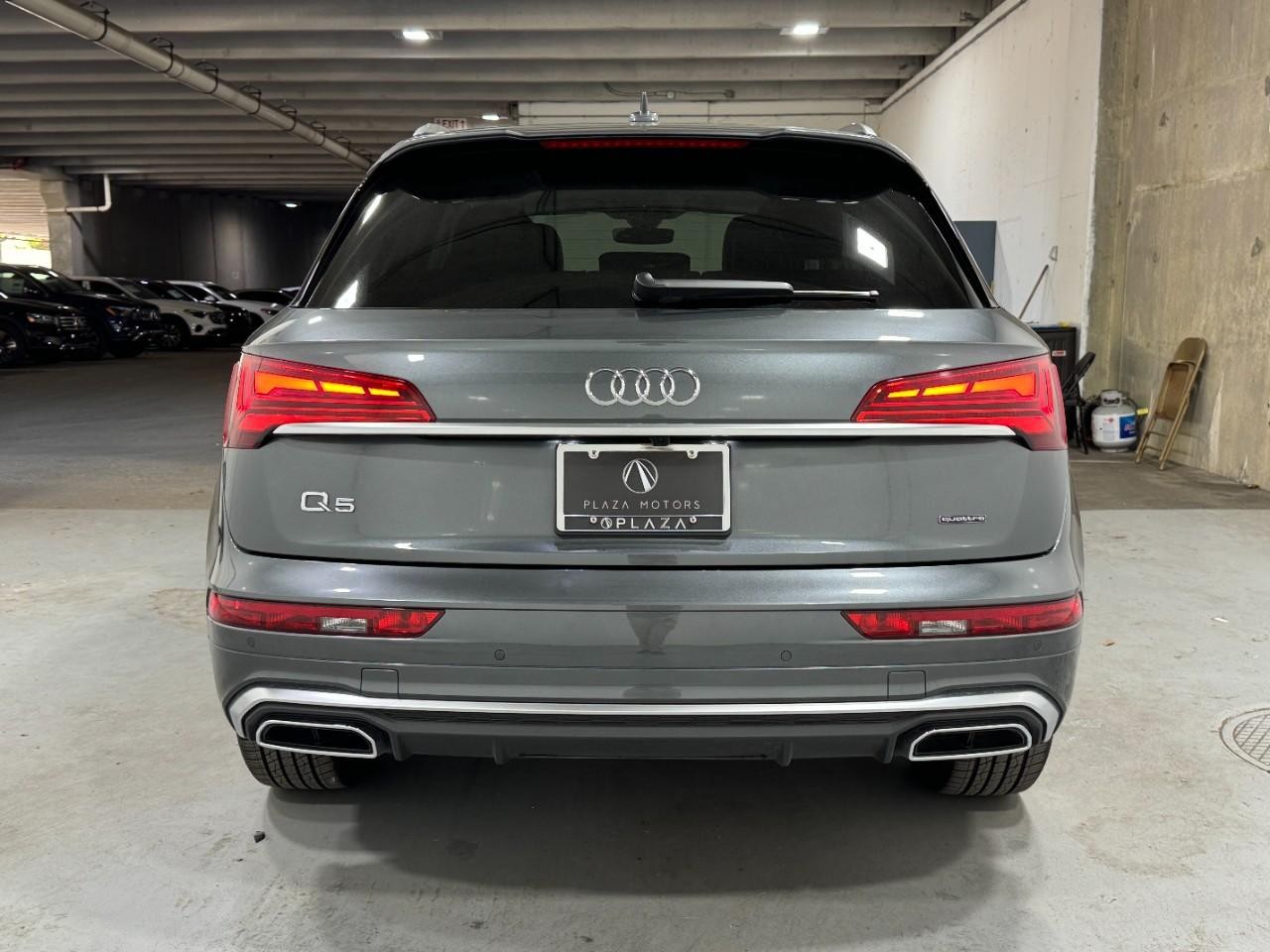 Audi Q5 Vehicle Full-screen Gallery Image 9