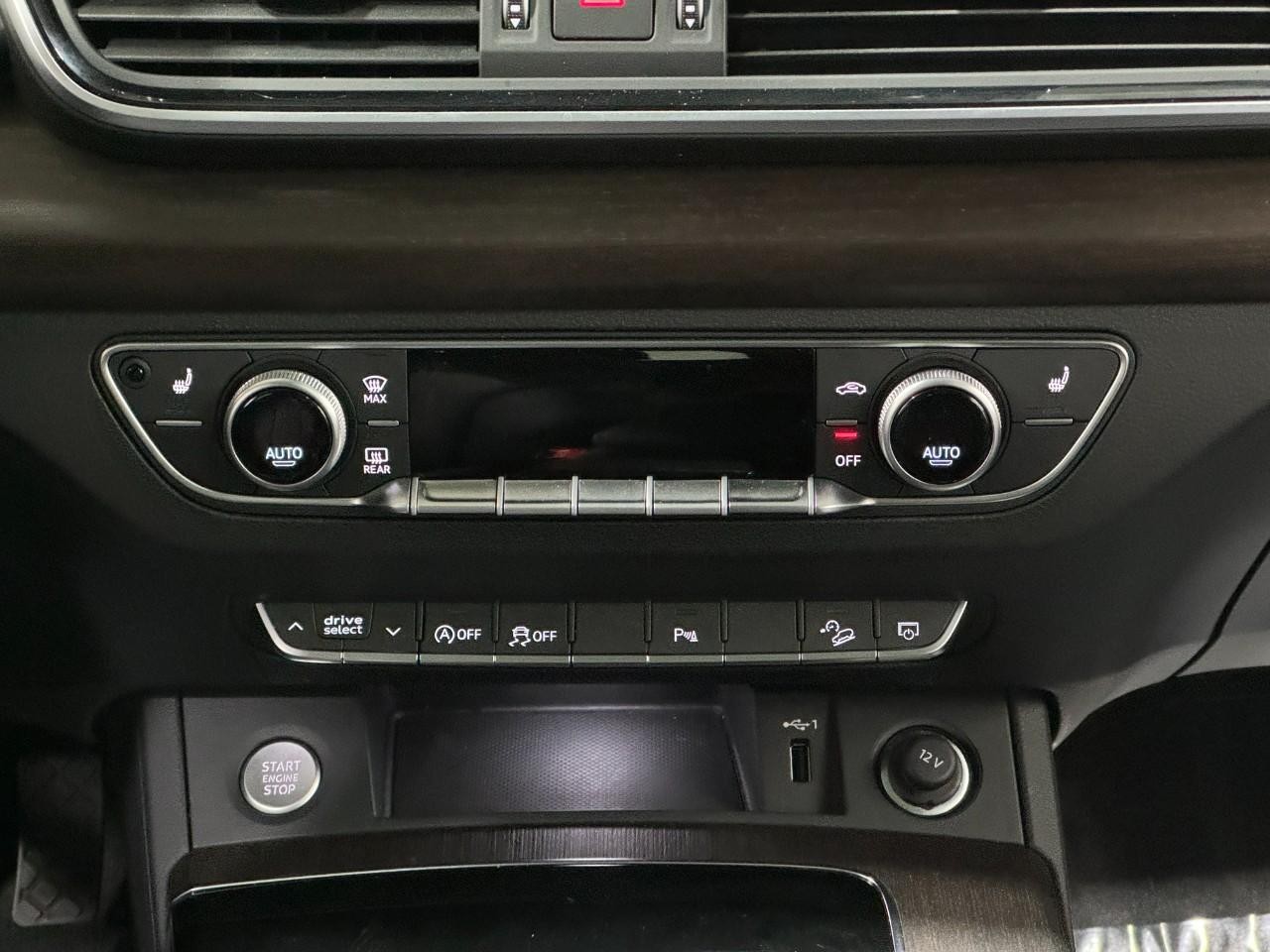 Audi Q5 Vehicle Full-screen Gallery Image 16