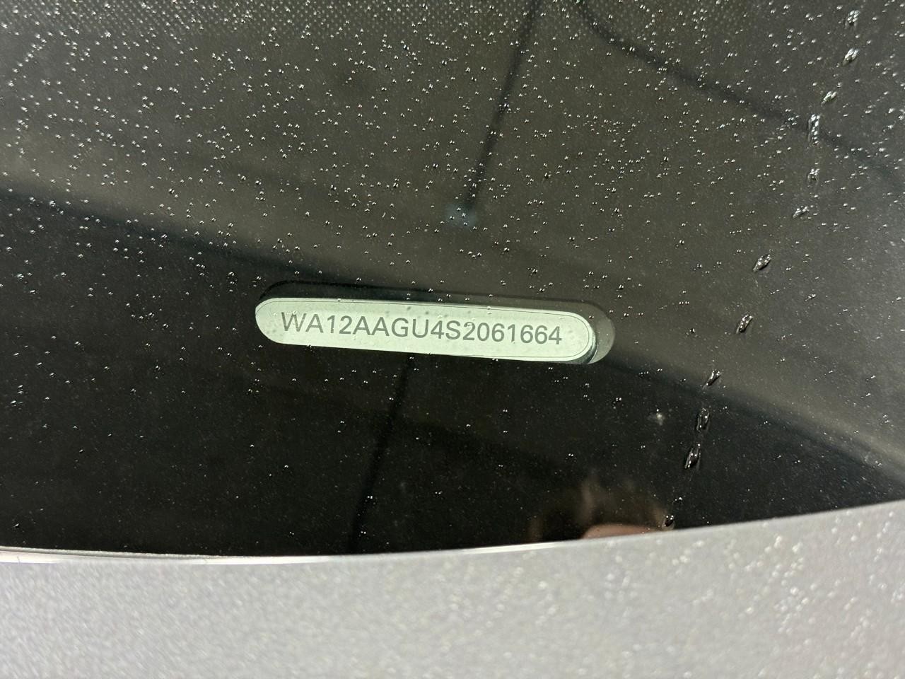 Audi Q5 Vehicle Full-screen Gallery Image 33