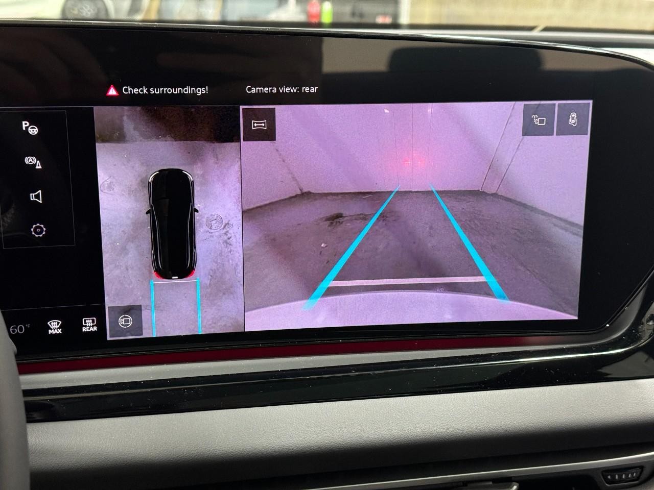 Audi A5 Vehicle Full-screen Gallery Image 32