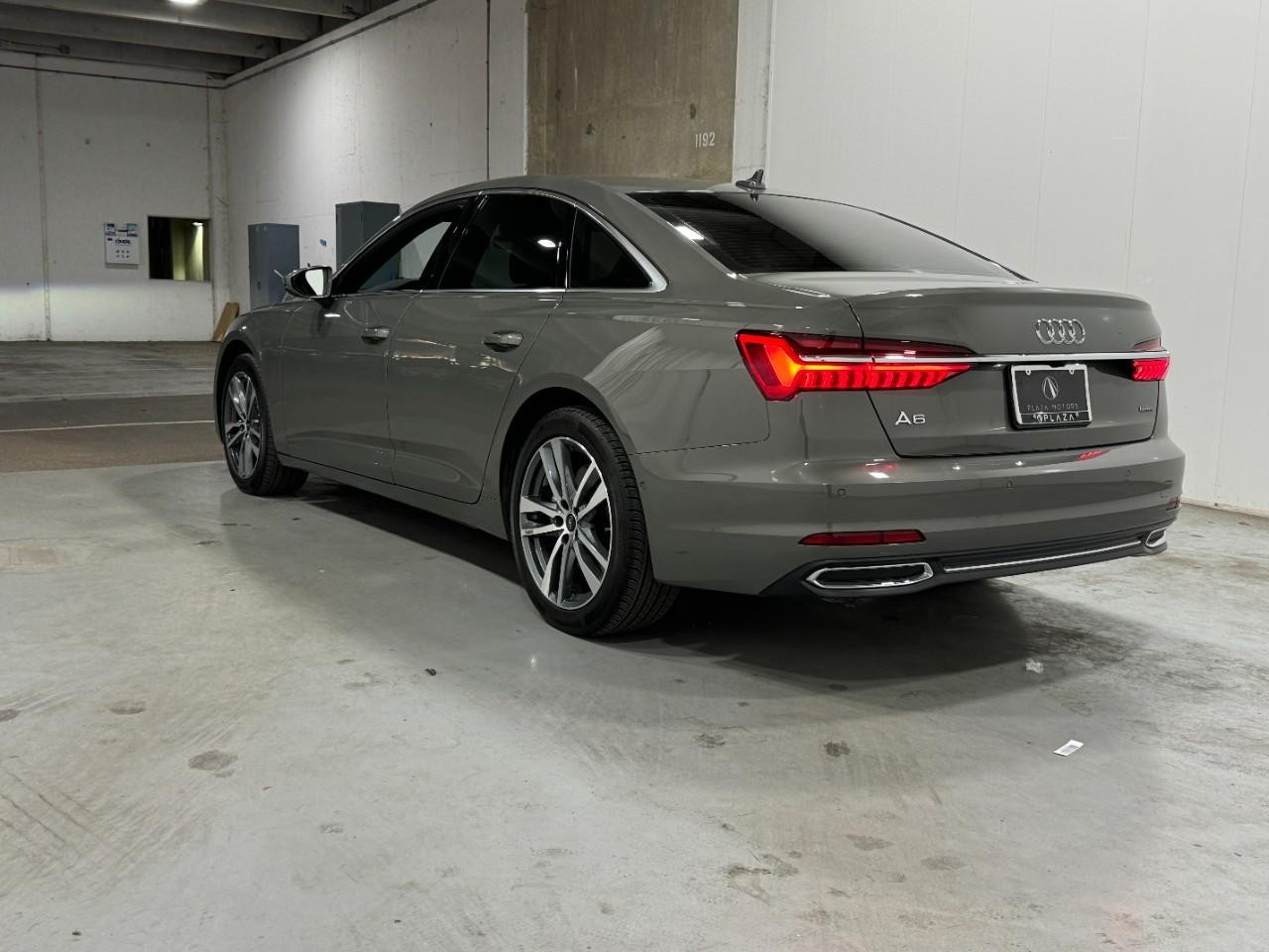 Audi A6 Sedan Vehicle Full-screen Gallery Image 3