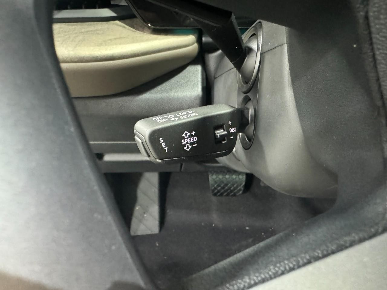 Audi Q5 Vehicle Full-screen Gallery Image 29