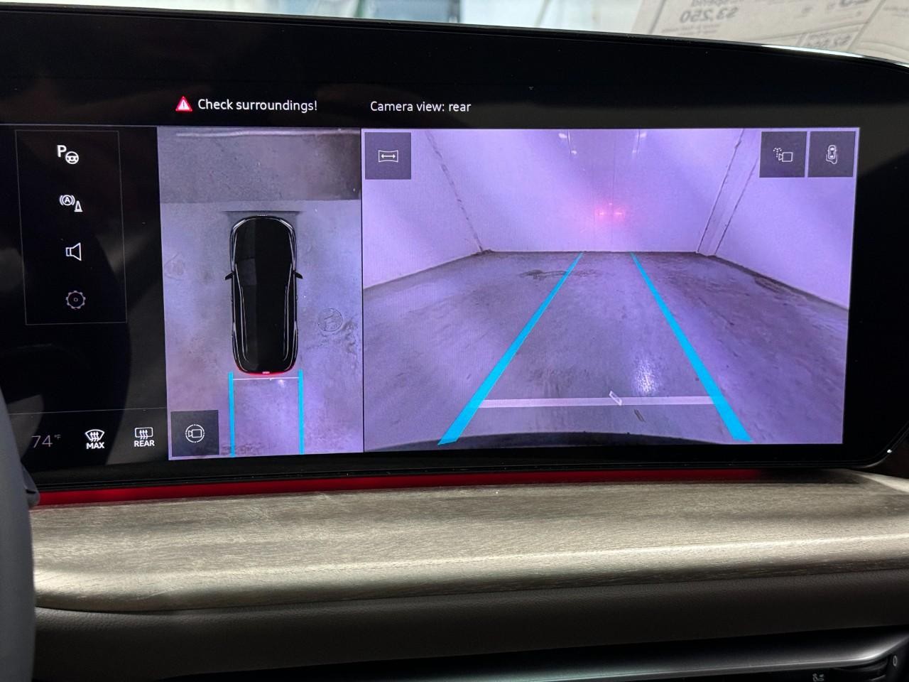 Audi Q5 Vehicle Full-screen Gallery Image 32