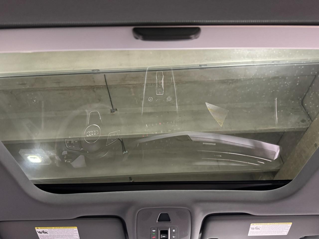 Audi A3 Vehicle Full-screen Gallery Image 11