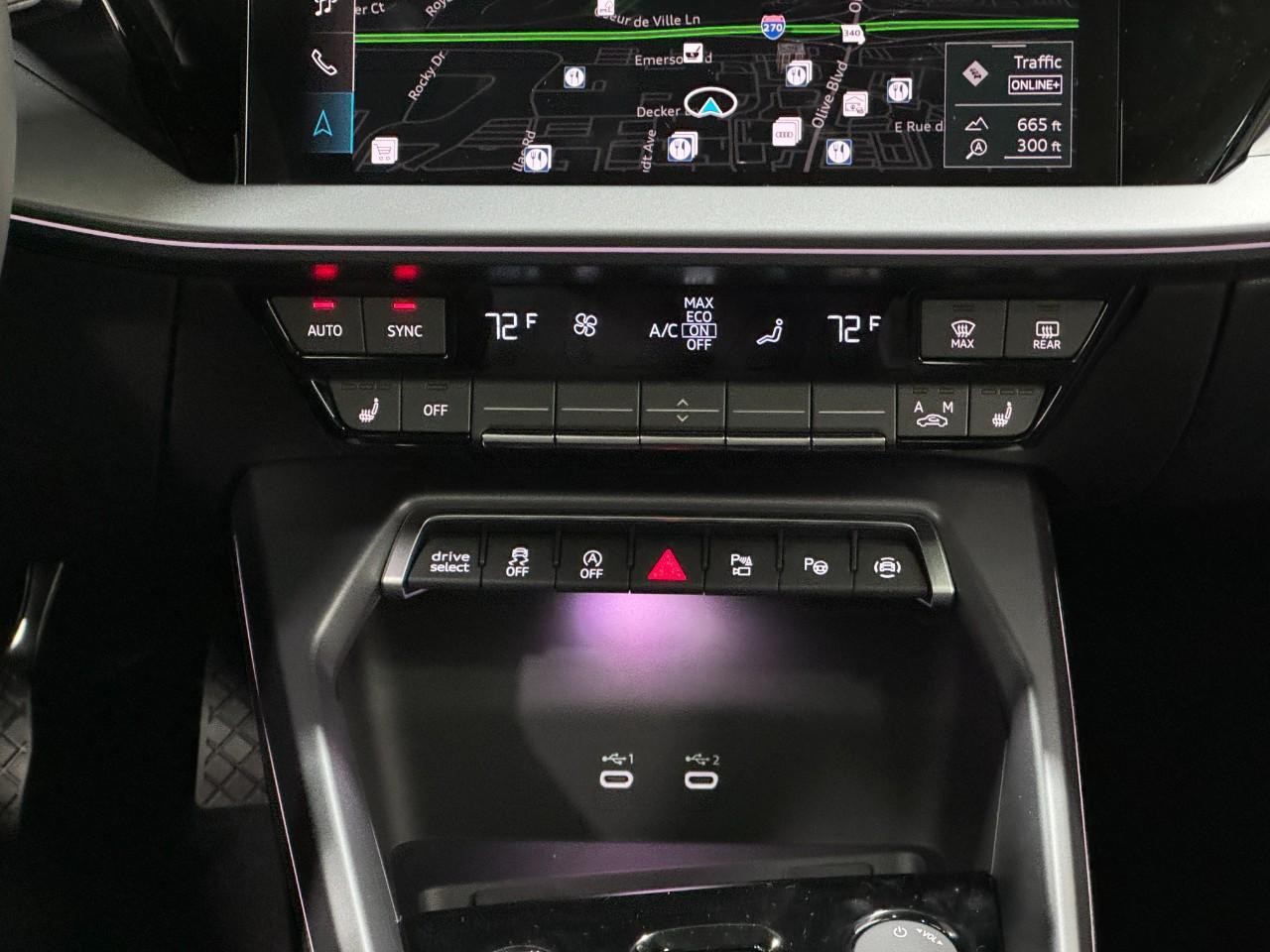 Audi A3 Vehicle Full-screen Gallery Image 15