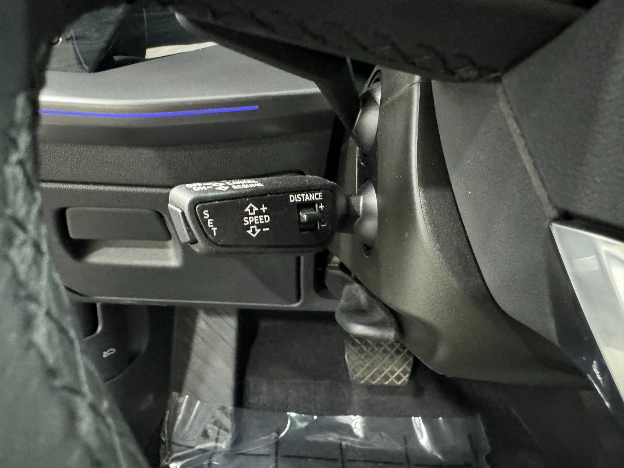 Audi A3 Vehicle Full-screen Gallery Image 32