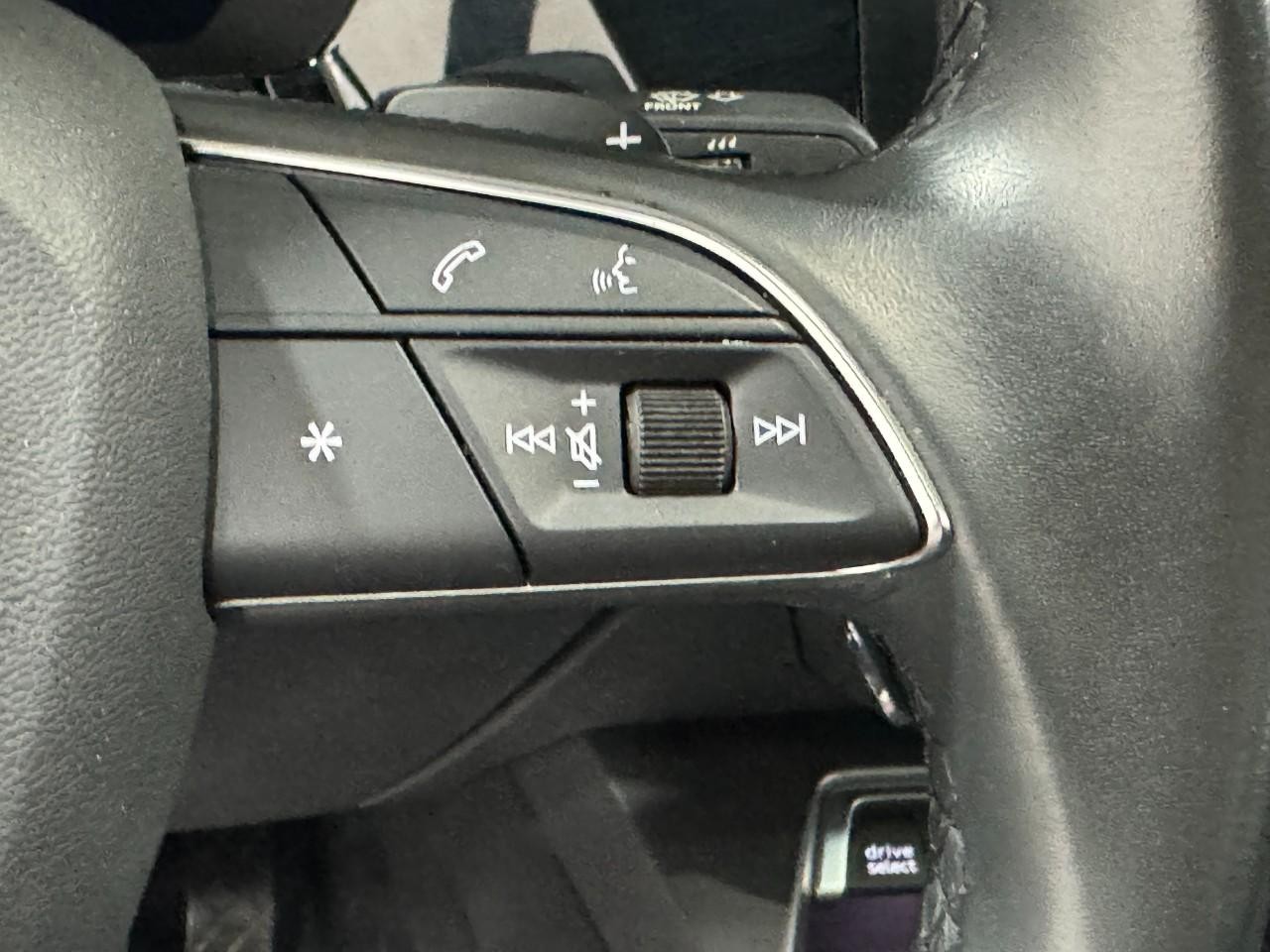 Audi A3 Vehicle Full-screen Gallery Image 34