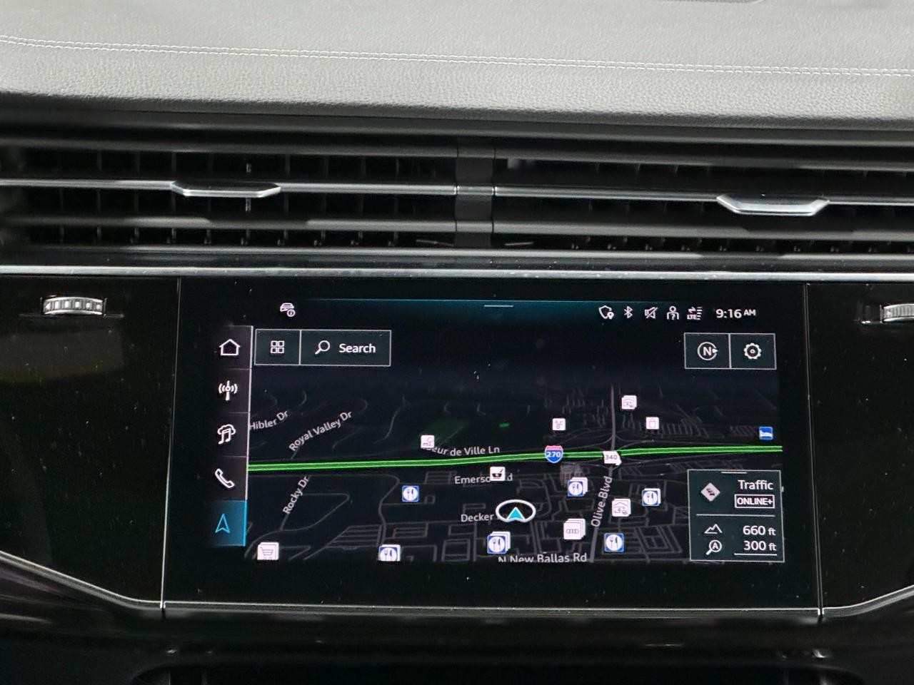 Audi Q8 Vehicle Full-screen Gallery Image 15