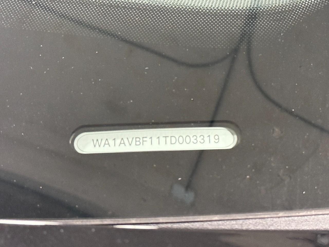 Audi Q8 Vehicle Full-screen Gallery Image 37