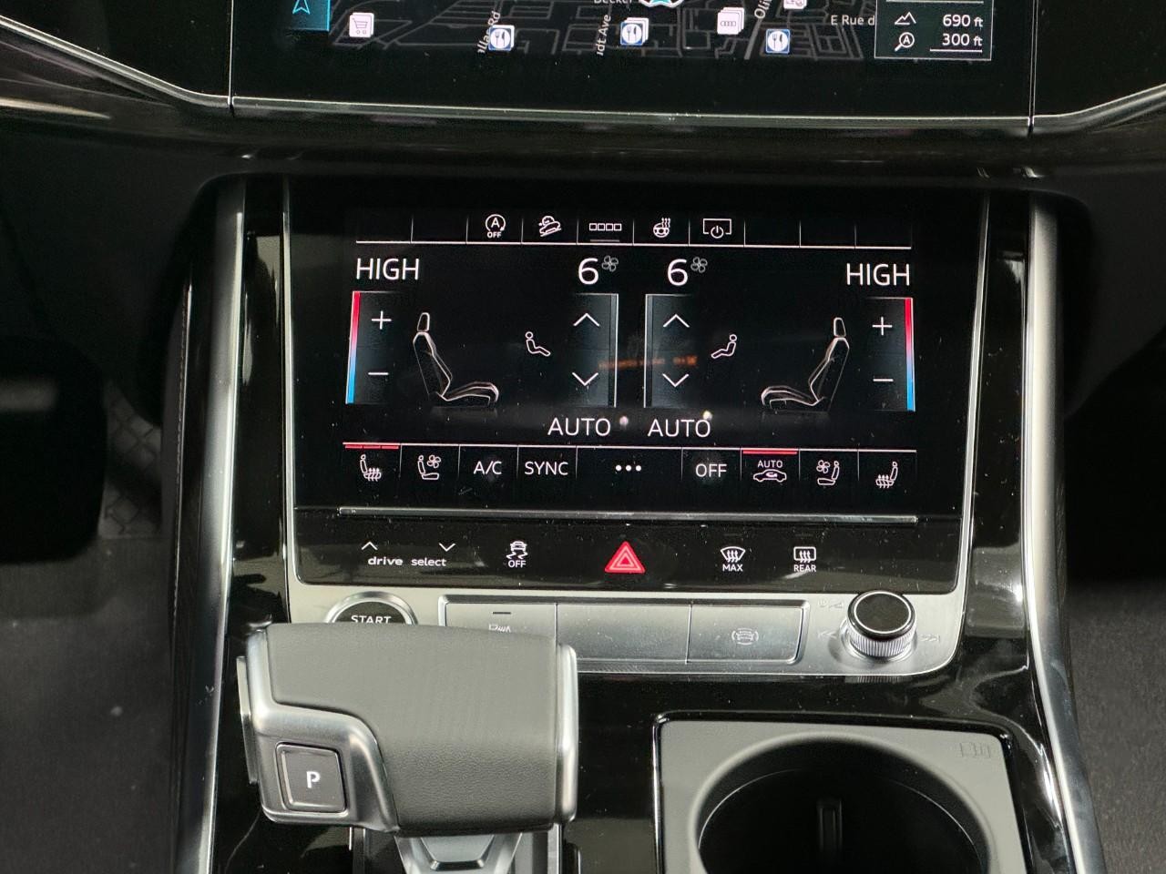 Audi Q8 Vehicle Full-screen Gallery Image 16