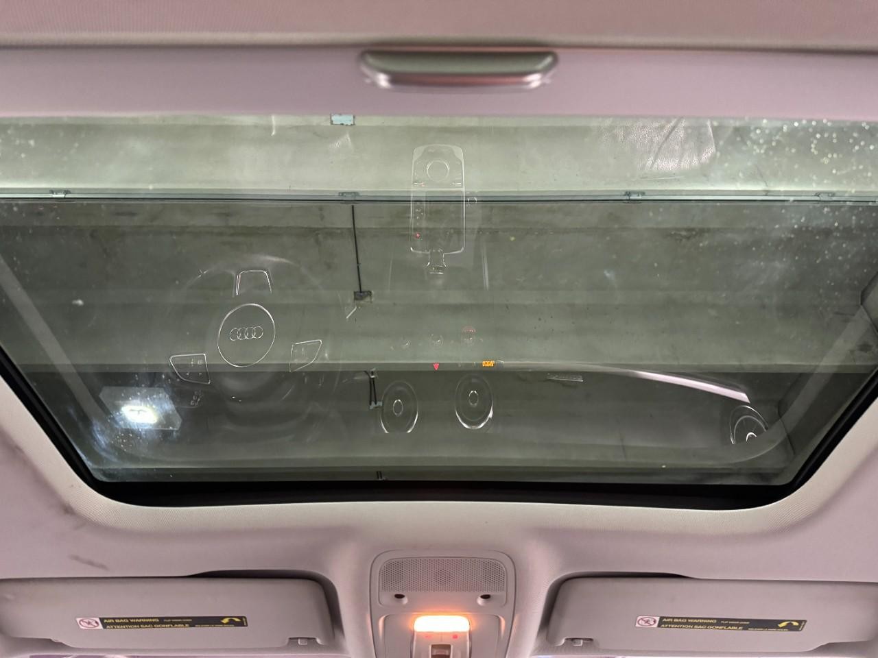 Audi A3/S3 Vehicle Full-screen Gallery Image 11